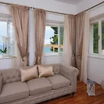4 Bedroom Lovely In *