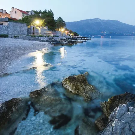 4 Bedroom Lovely In 度假居 *