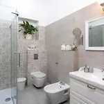 4 Bedroom Lovely In *