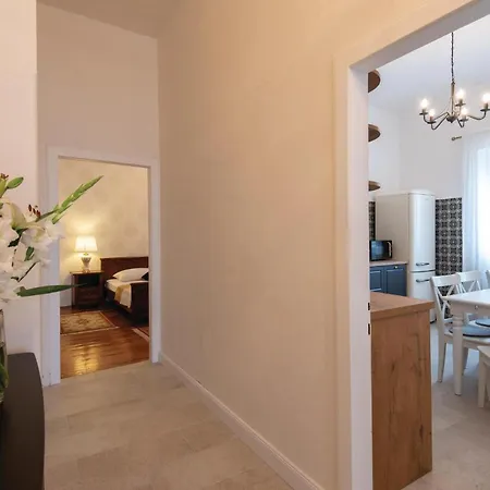 4 Bedroom Lovely In Hébergement de vacances