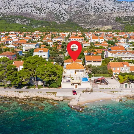 4 Bedroom Lovely In Nyaraló