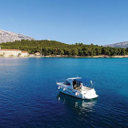 4 Bedroom Lovely In * Оребич