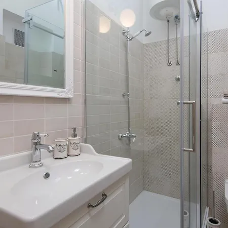 Дом отдыха 4 Bedroom Lovely In *