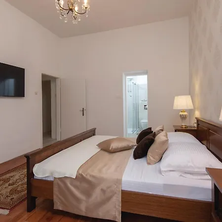 4 Bedroom Lovely In * Orebić