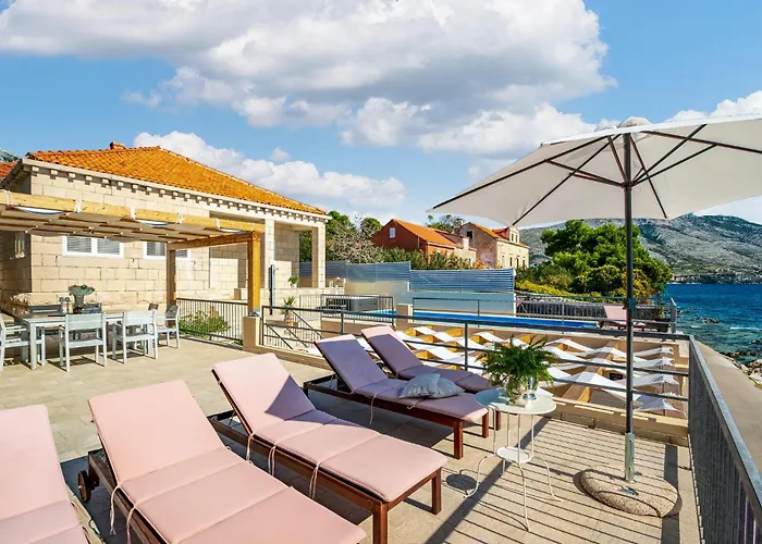 Nyaraló 4 Bedroom Lovely In Orebić