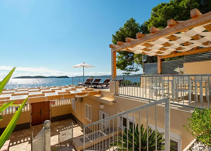 4 Bedroom Lovely In Nyaraló *