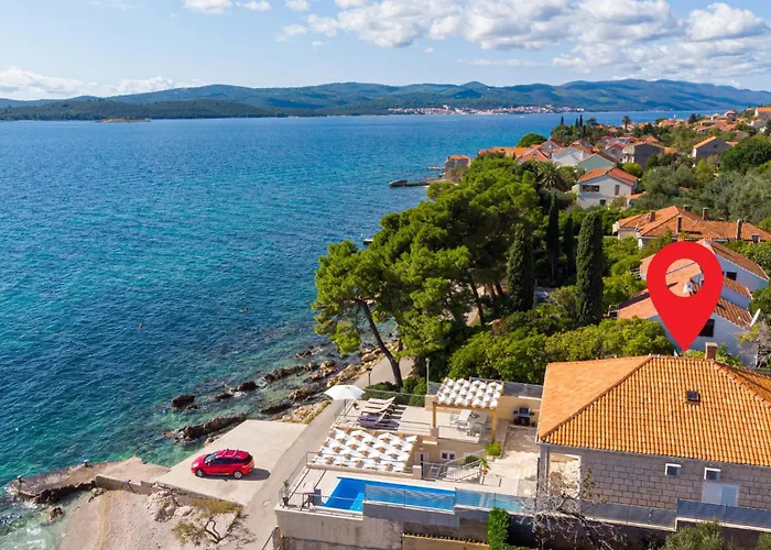 4 Bedroom Lovely In *