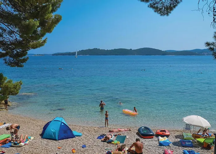 4 Bedroom Lovely In Nyaraló *